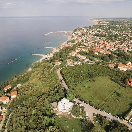 Hotel apartamentowy Manos Kritikakis *