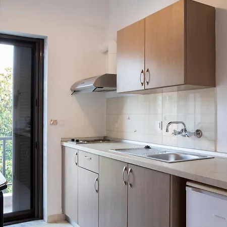 Manos Kritikakis Hotel apartamentowy Platamonas