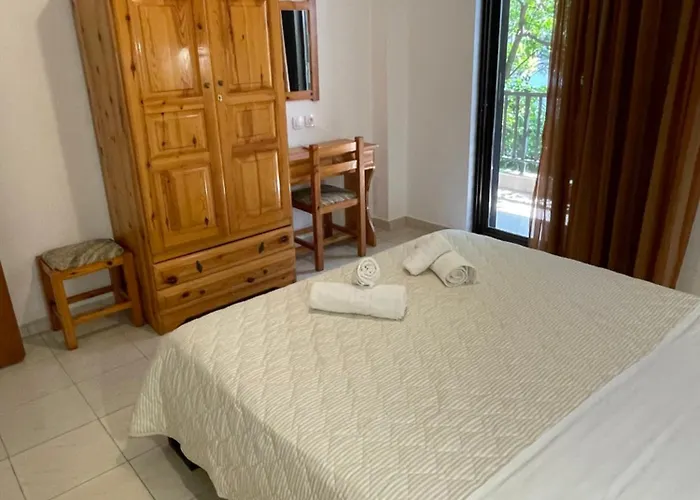 Manos Kritikakis 3* Platamonas