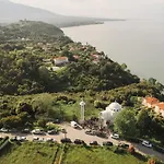 Manos Kritikakis 3*