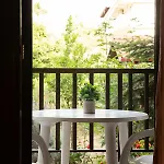 Manos Kritikakis 3*