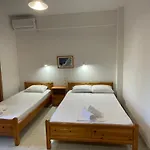 Manos Kritikakis شقة فندقية