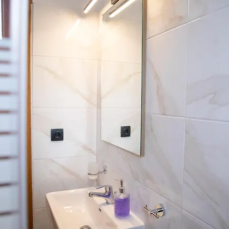 Manos Kritikakis Aparthotel