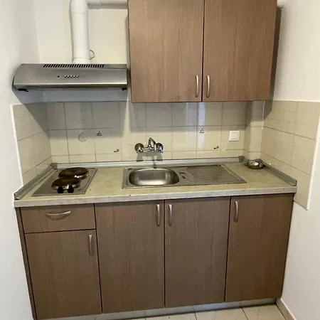 Hotel apartamentowy Manos Kritikakis