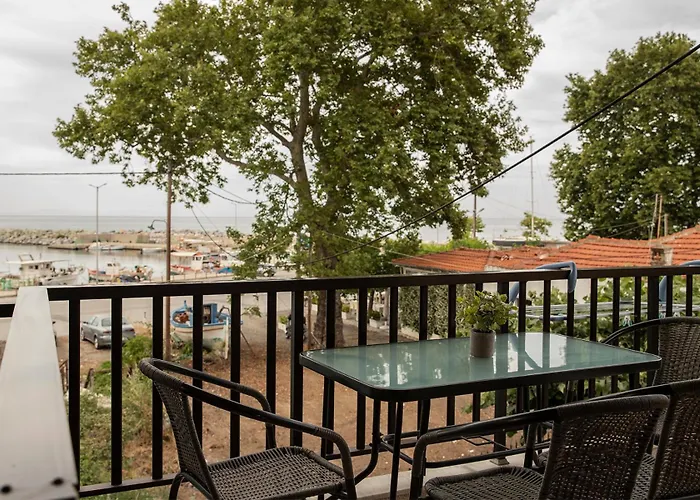 Manos Kritikakis Hotel de apartamente 3*